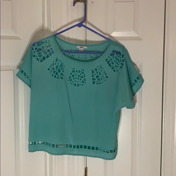 Bar III Tops - Bar III teal cutout boxy cropped T-shirt size M